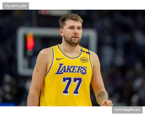 NBA球员单赛季常规赛3000分有多难?历史仅出现4次,1人三度上榜 NBA球员单赛季常规赛3000分有多难?历史仅出现4次,1人三度上榜